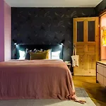 Beautiful Design Studio Apartment In Berlin